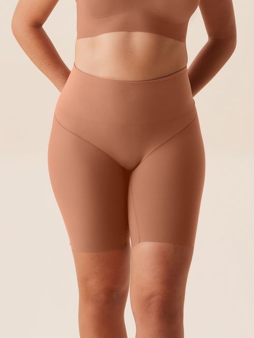 Bermuda Modeladora Fit Shape Caramelo Saloon
